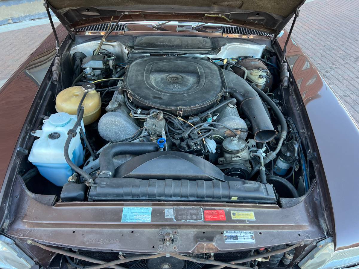 Mercedes-450slc-5.0-1980-brown-12