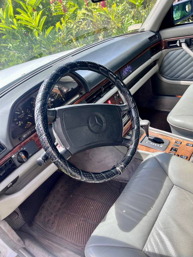 Mercedes-560-sel-1990-14