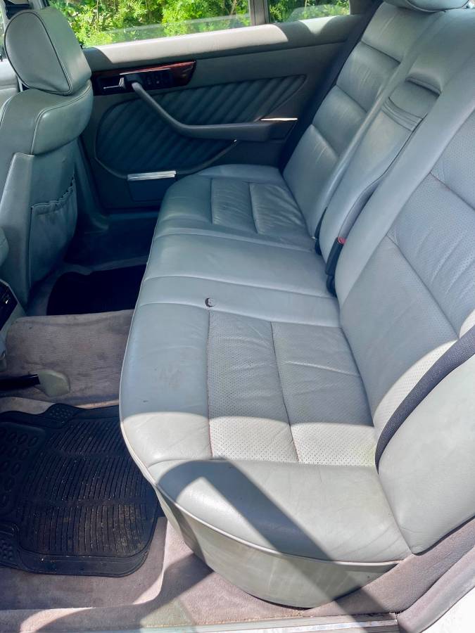 Mercedes-560-sel-1990-4
