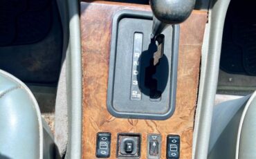Mercedes-560-sel-1990-6