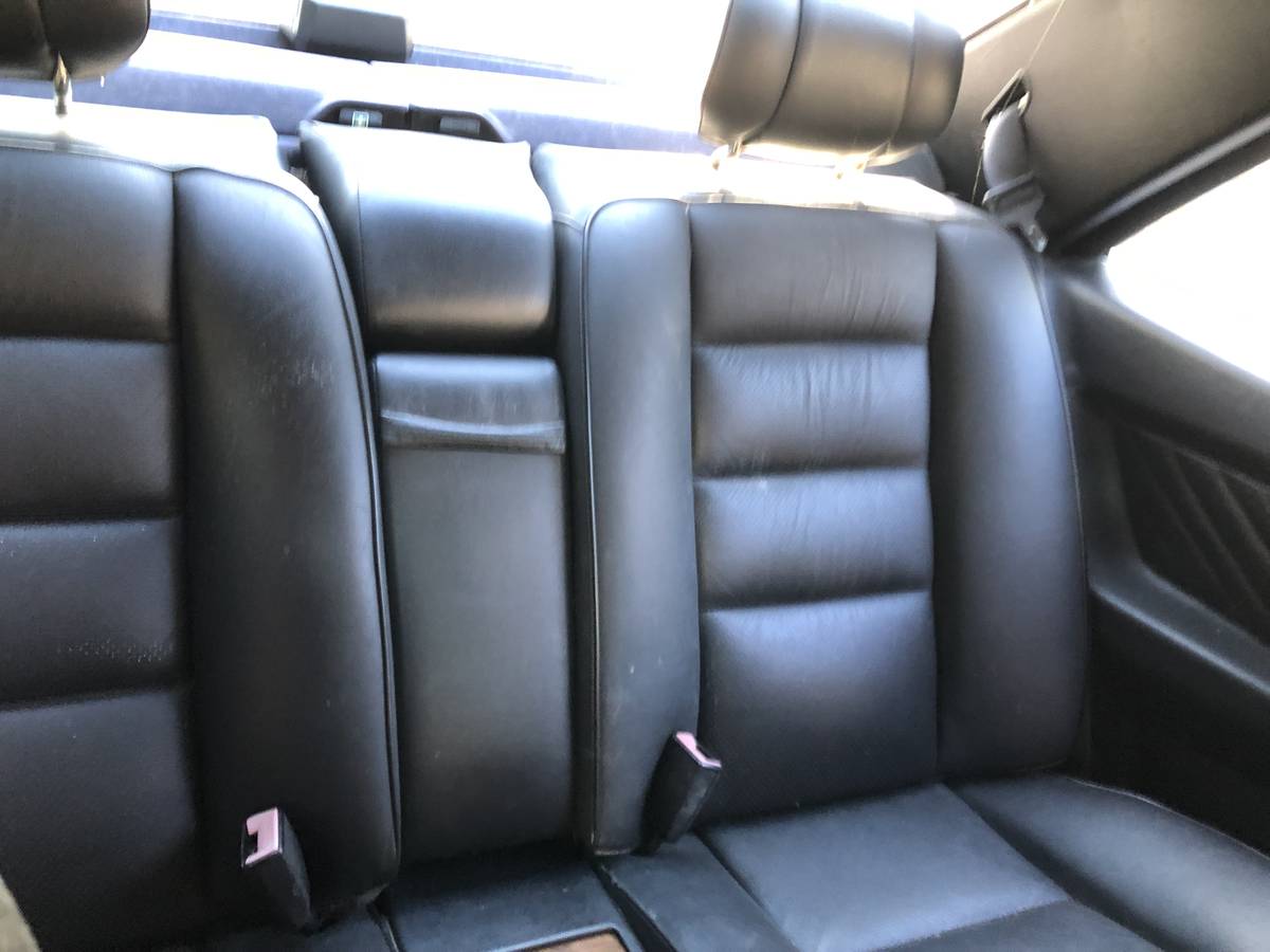 Mercedes-560sec-1990-black-12