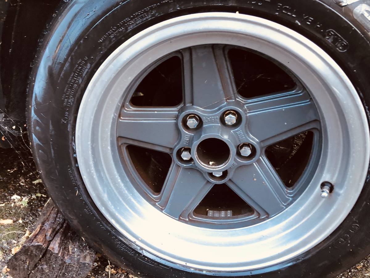 Mercedes-560sec-1990-black-5