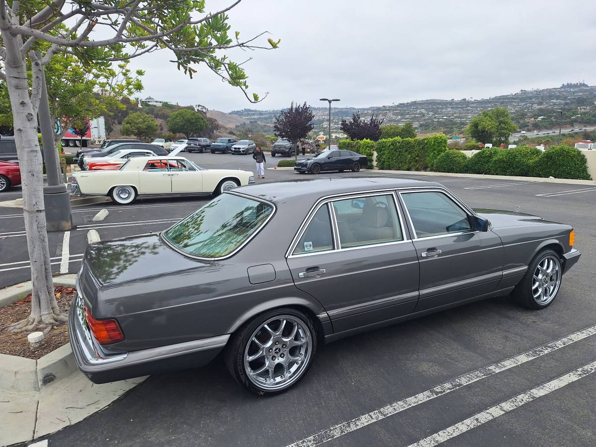 Mercedes-560sel-1987-6