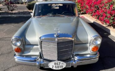 Mercedes-600-w100-1970-2