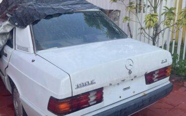 Mercedes-benz-190-190e-2.3-1991-white-3