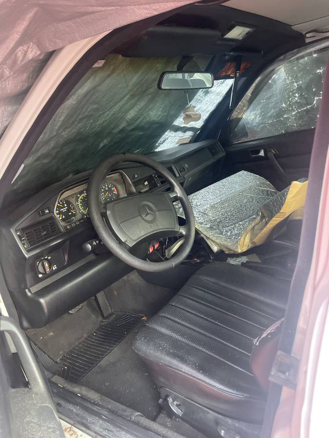 Mercedes-benz-190-190e-2.3-1991-white