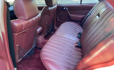 Mercedes-benz-190-class-190-e-2-1986-22