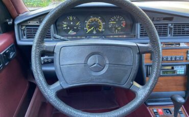 Mercedes-benz-190-class-190-e-2-1986-5