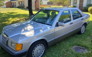 Mercedes-benz-190-series-1992-21