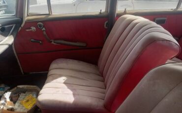 Mercedes-benz-190c-1962-2