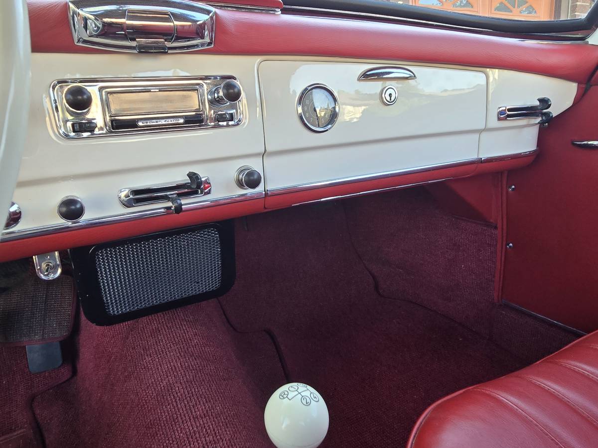 Mercedes-benz-190sl-2-tops-1962-white-15