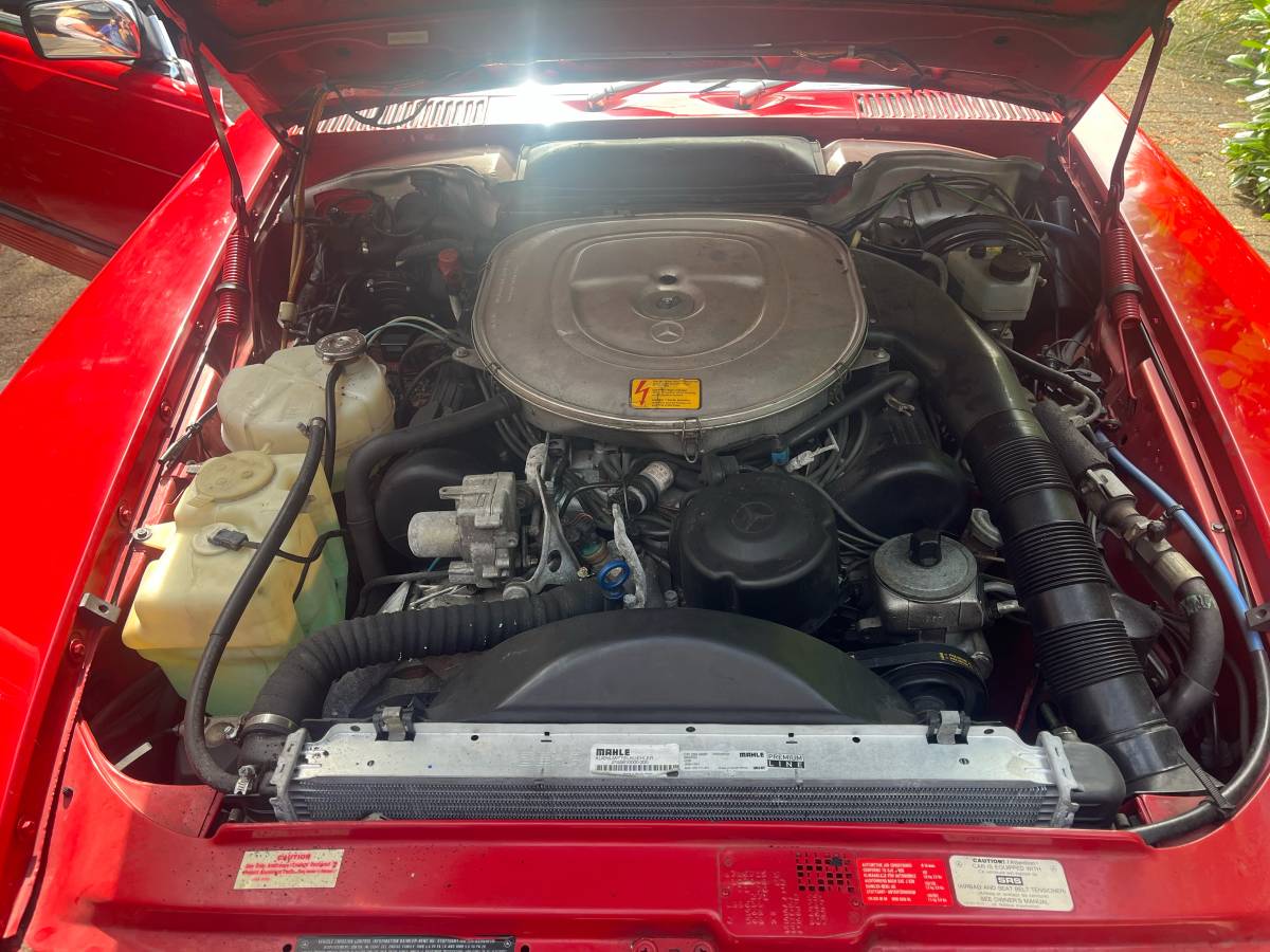 Mercedes-benz-1987-red-8