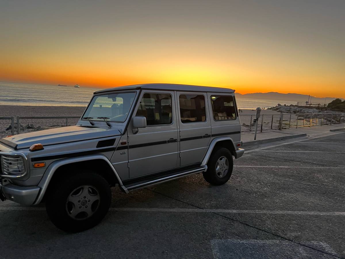 Mercedes-benz-1993-silver-6