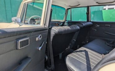 Mercedes-benz-200-classic-4d-se-1966-111