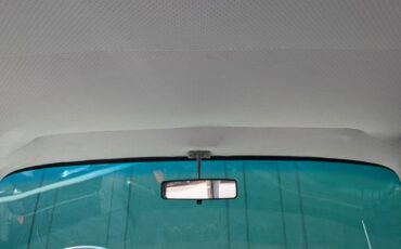 Mercedes-benz-200-classic-4d-se-1966-30