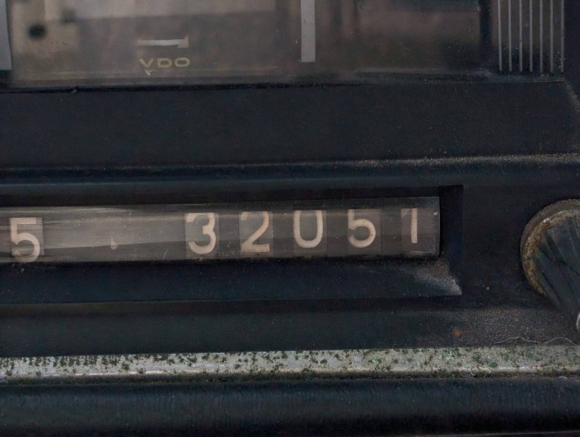 Mercedes-benz-200-classic-4d-se-1966-79