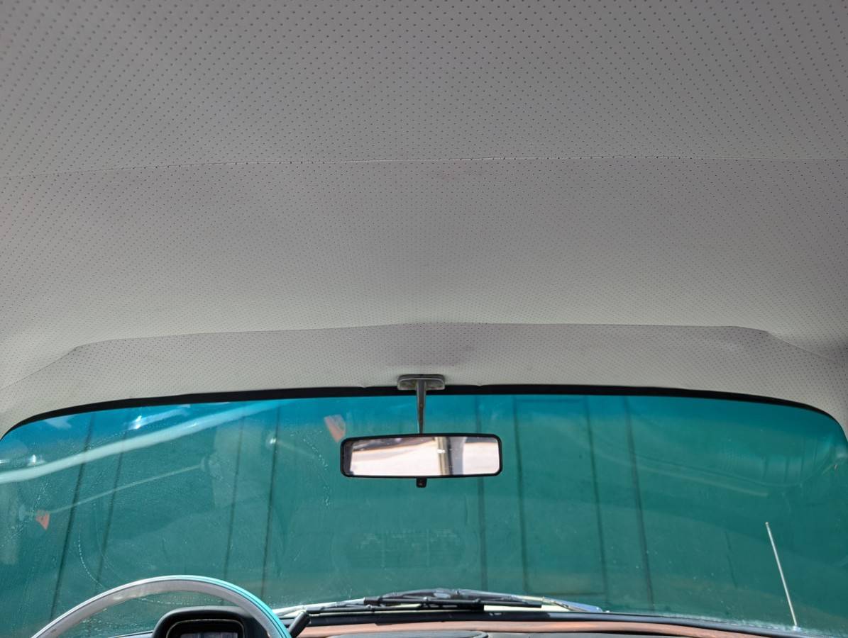 Mercedes-benz-200-classic-4d-se-1966-81