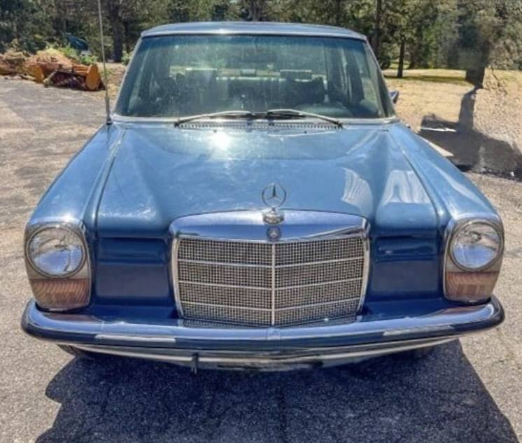 Mercedes-benz-220-d-diesel-1971-1