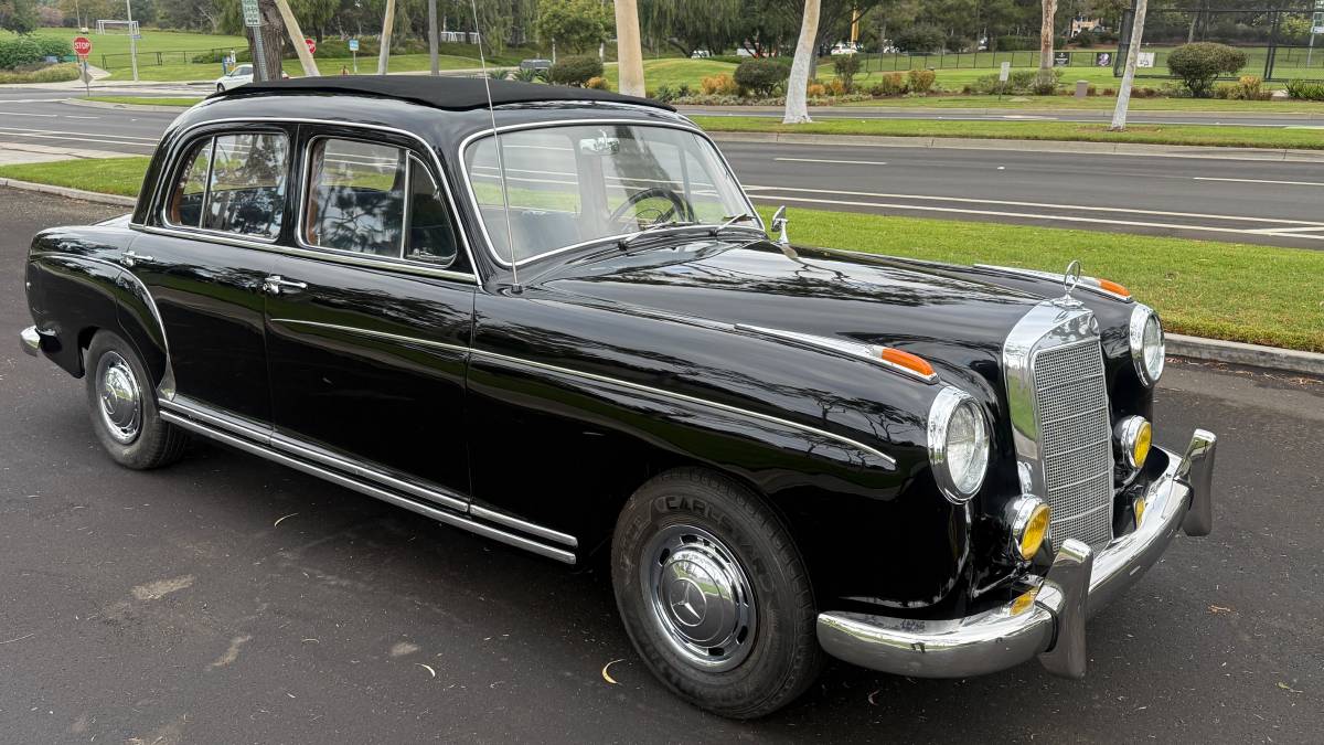 Mercedes-benz-220se-ponton-1959-black-19