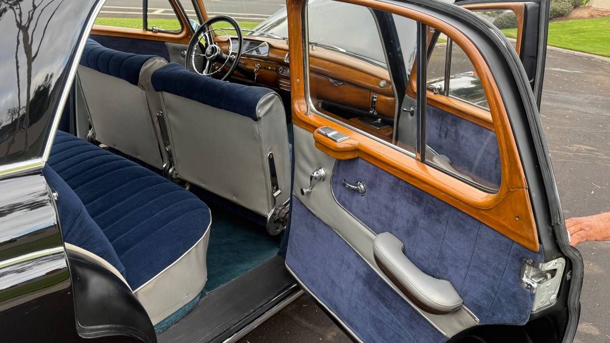 Mercedes-benz-220se-ponton-1959-black-6