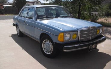 Mercedes-benz-240-d-diesel-1982-blue