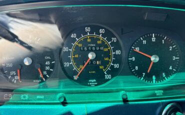 Mercedes-benz-240d-diesel-1977-white-2