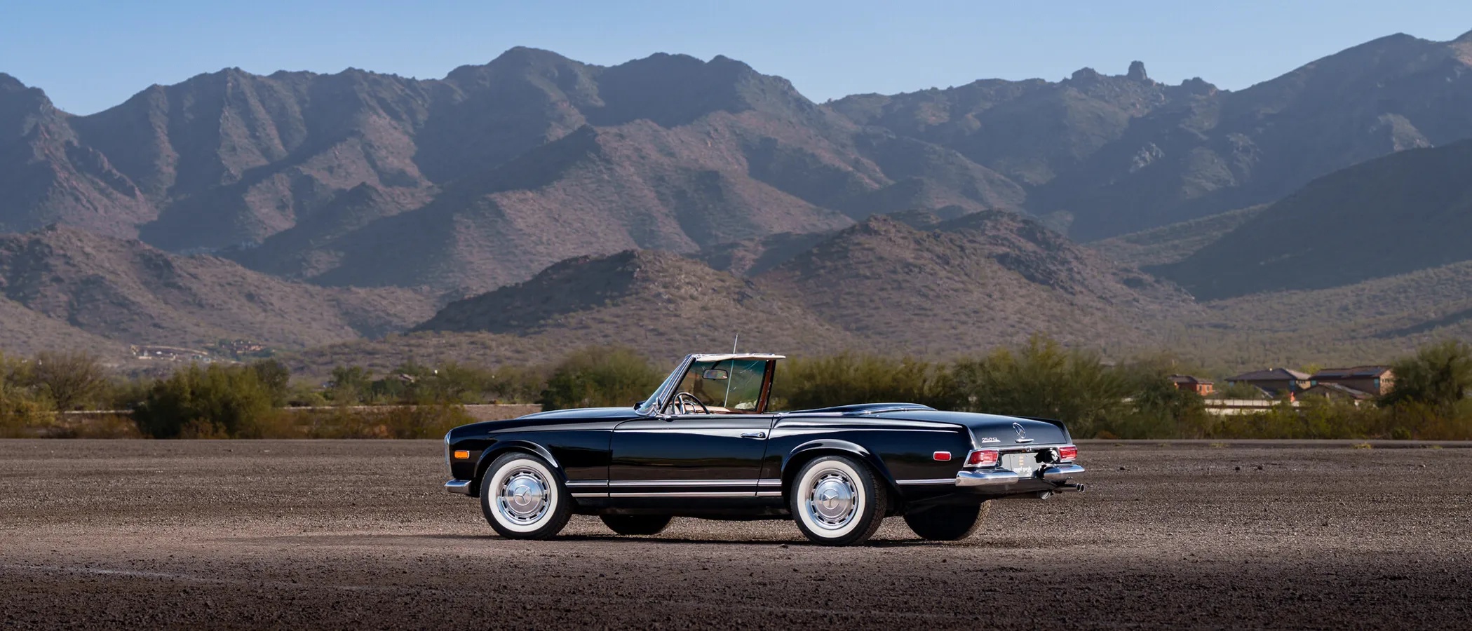 Mercedes-benz-250sl-1967-Black-0000-6