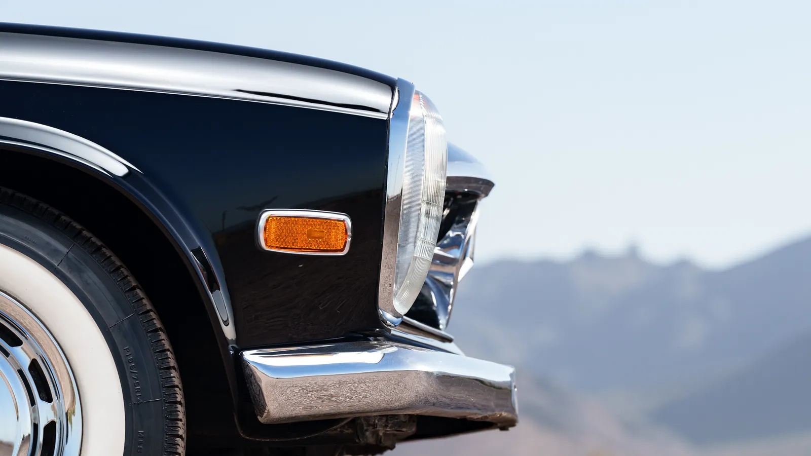 Mercedes-benz-250sl-1967-Black-0000-8