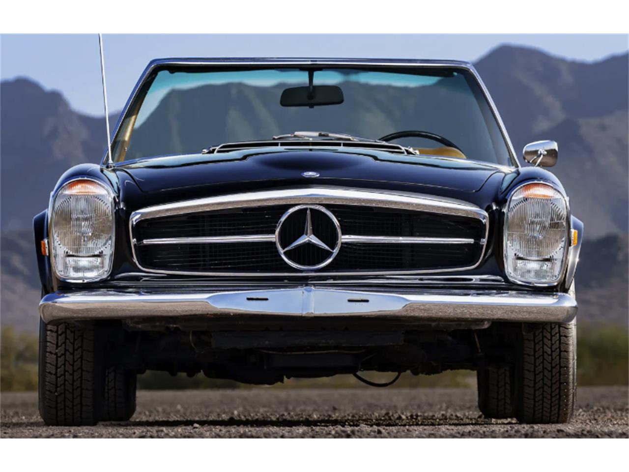 Mercedes-benz-250sl-1967-Black-Cognac-1