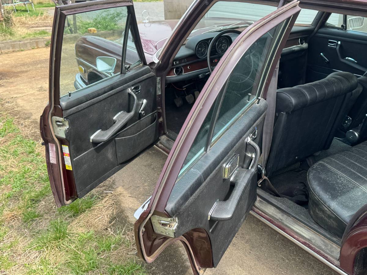 Mercedes-benz-280-se-1968-9