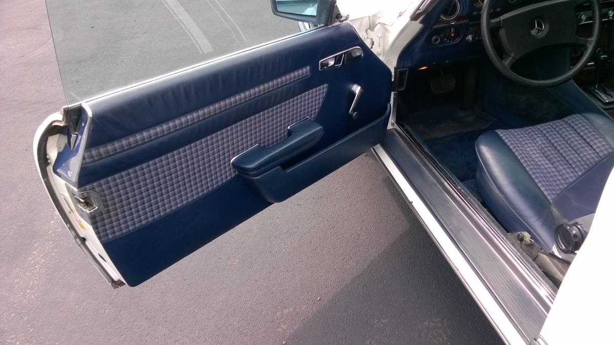 Mercedes-benz-280-sl-1980-14