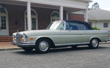 Mercedes-benz-280se-1971-Metallic-Silver-Black-Leather-3