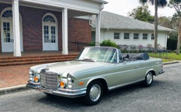 Mercedes-benz-280se-1971-Metallic-Silver-Black-Leather-6