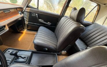 Mercedes-benz-280se-1973-5