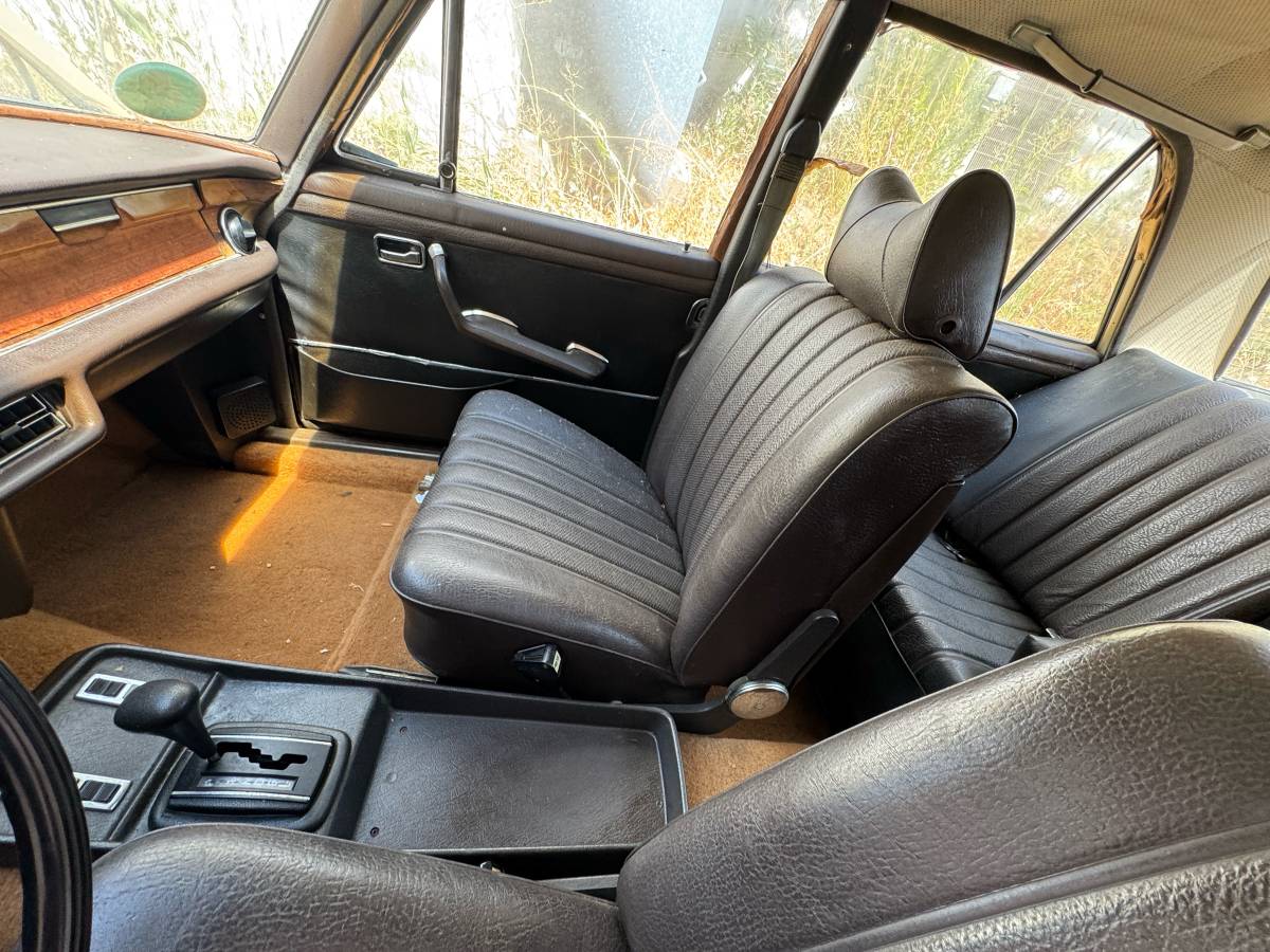 Mercedes-benz-280se-1973-5
