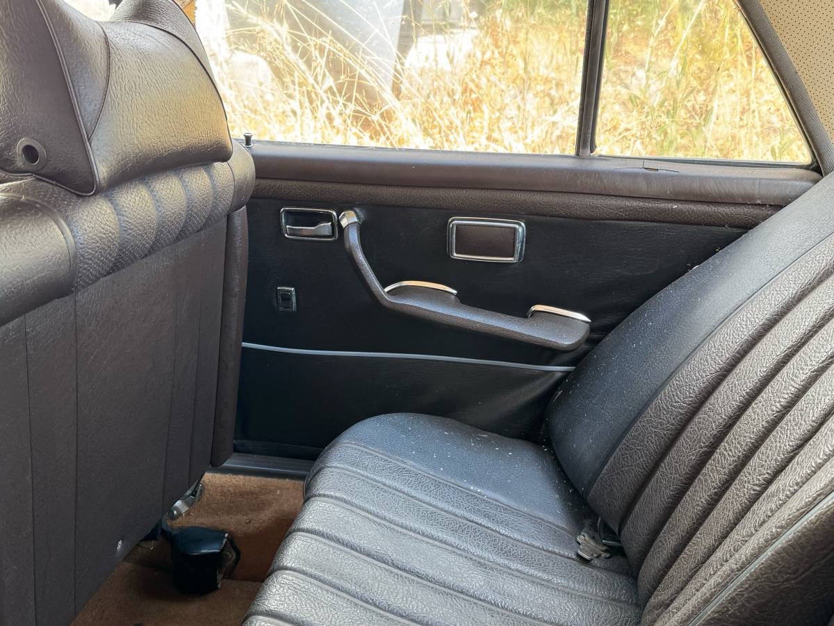Mercedes-benz-280se-1973-8