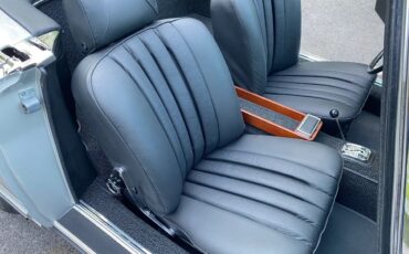 Mercedes-benz-280sl-1969-Silver-Black-Leather-15