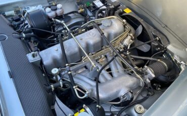 Mercedes-benz-280sl-1969-Silver-Black-Leather-2