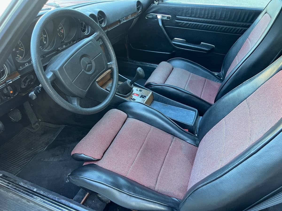 Mercedes-benz-280sl-1983-red-15