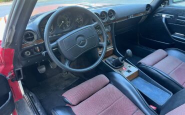 Mercedes-benz-280sl-1983-red-17