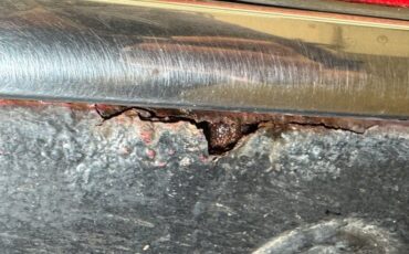 Mercedes-benz-280sl-1984-Signal-Red-Palomino-33