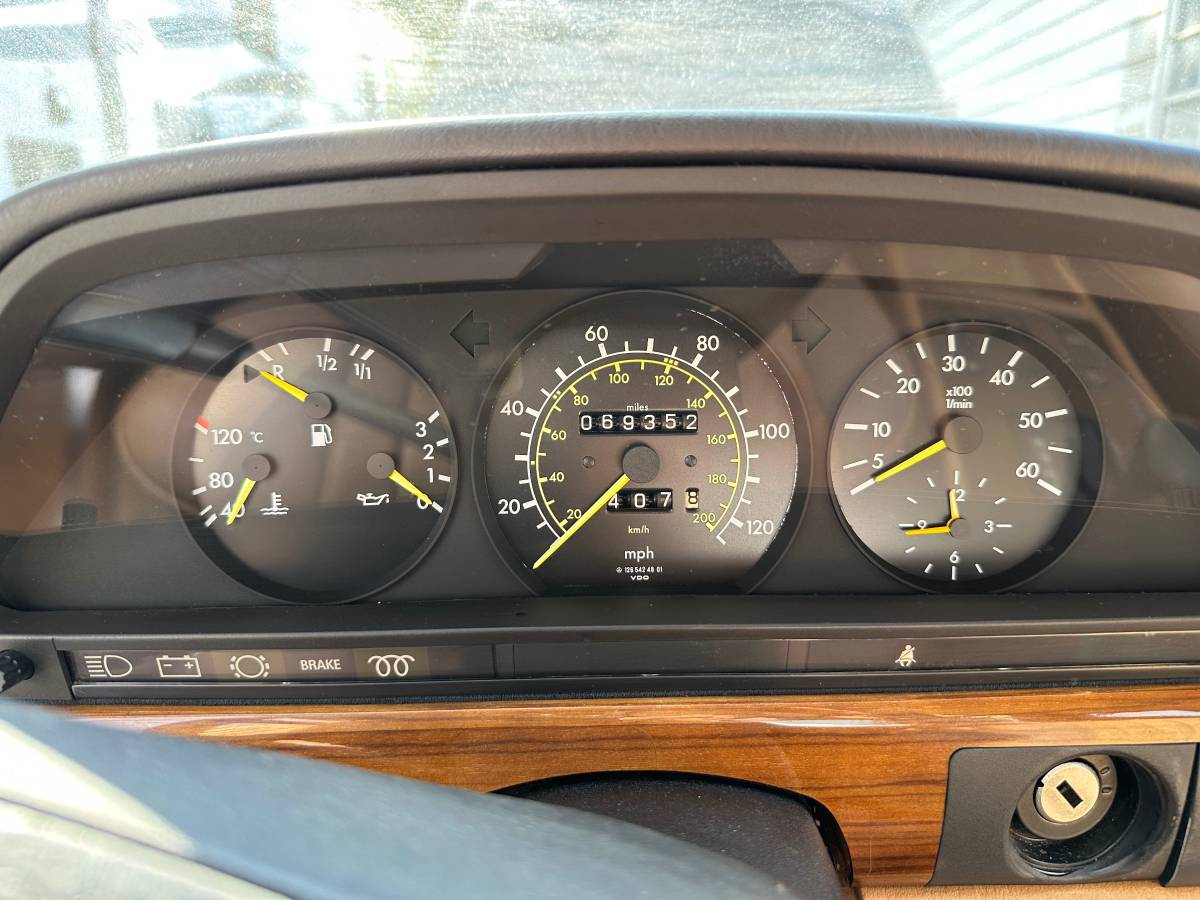 Mercedes-benz-300-300sd-diesel-1983-custom-29