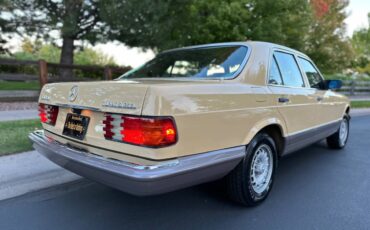 Mercedes-benz-300-300sd-diesel-1983-custom-35