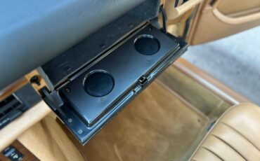 Mercedes-benz-300-300sd-diesel-1983-custom-41
