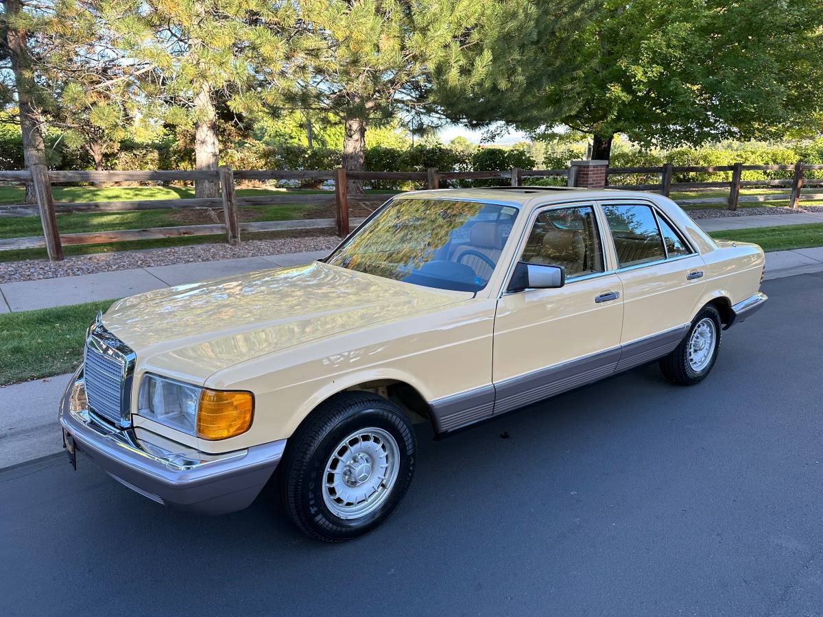Mercedes-benz-300-300sd-diesel-1983-custom-66
