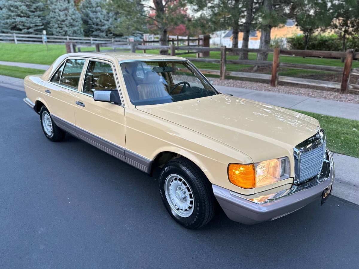 Mercedes-benz-300-300sd-diesel-1983-custom-69