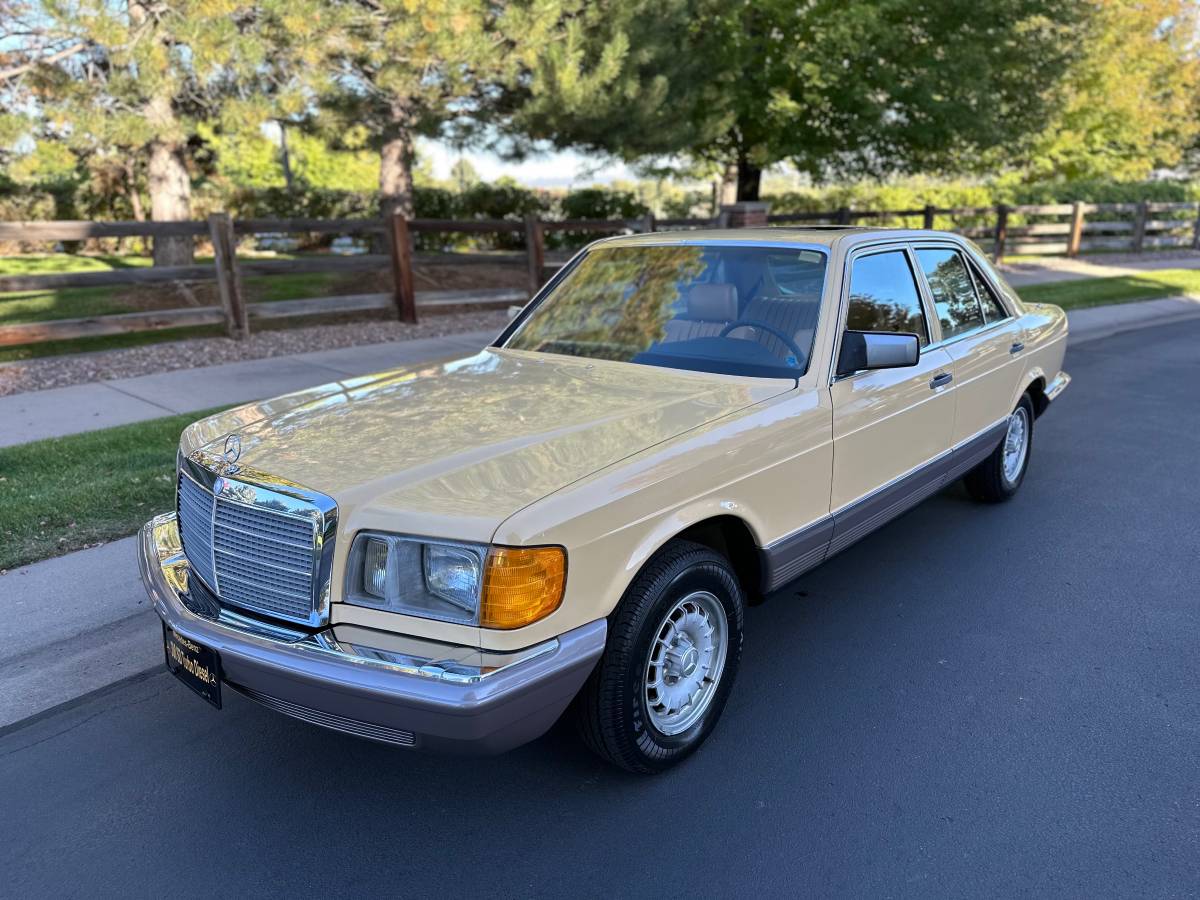 Mercedes-benz-300-300sd-diesel-1983-custom-70