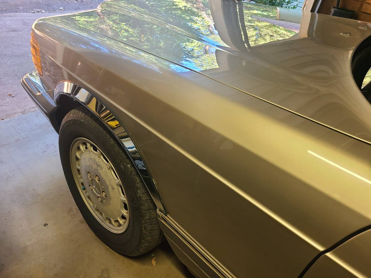 Mercedes-benz-300-300se-1989-custom-10