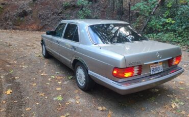 Mercedes-benz-300-300se-1989-custom-14