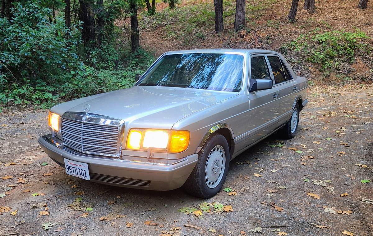 Mercedes-benz-300-300se-1989-custom-15